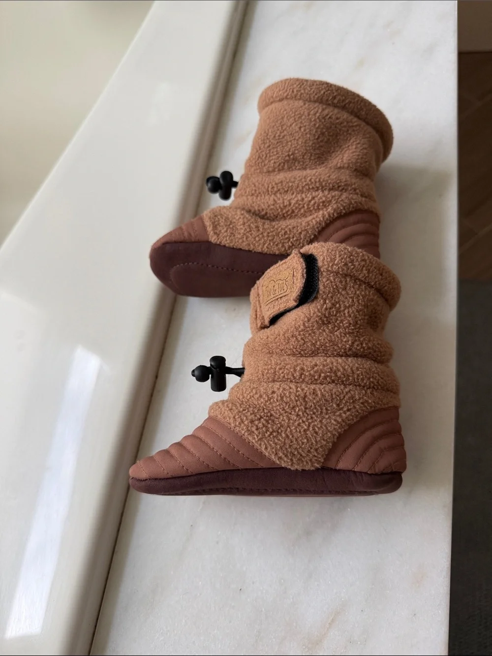 Jan & Jul 12-18 mo fleece booties brown bear